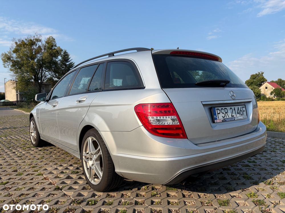 Mercedes-Benz Klasa C 200 CDI BlueEff Avantgarde - 4