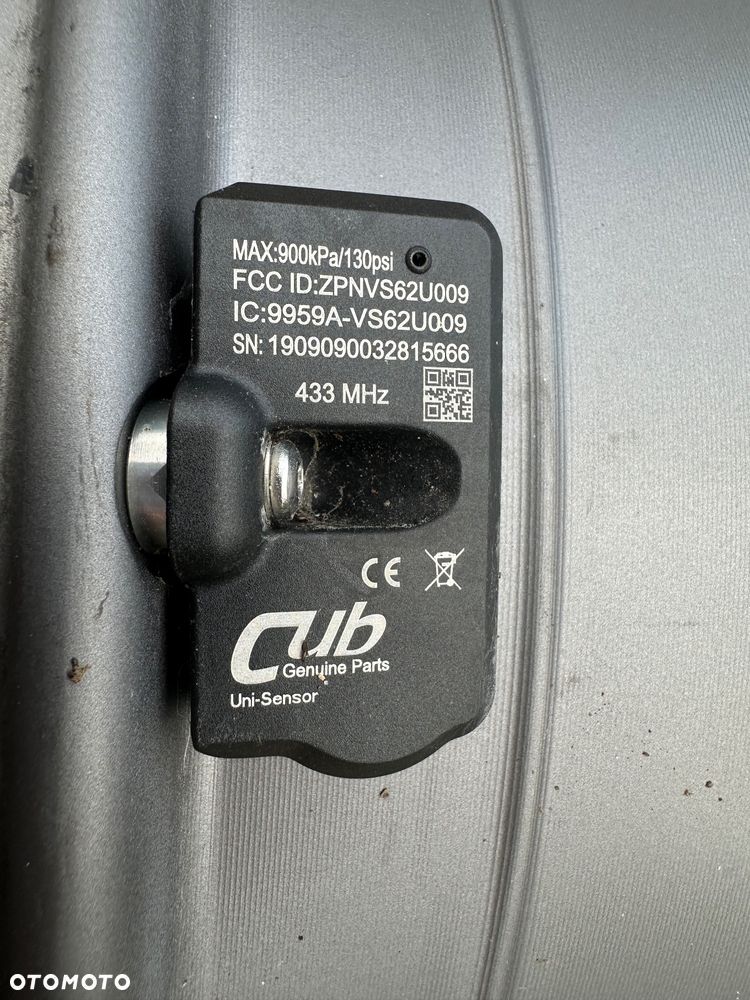 ALFA ROMEO GIULIA VELOCE CZUJNIK ALUFELGA 5x110 ET33 felga 8 J x 18 cali OE - 8