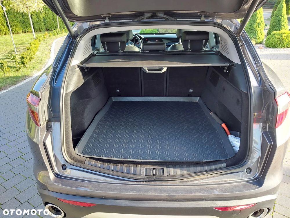 Alfa Romeo Stelvio 2.2 JTDM Q4 - 18
