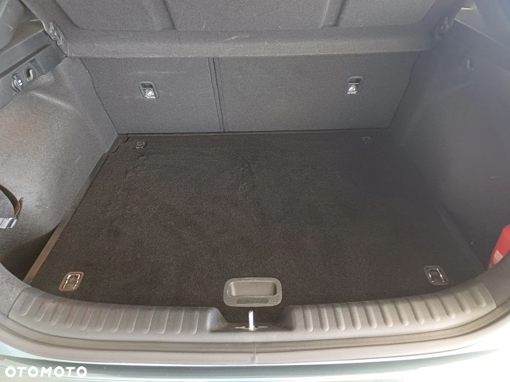 Kia XCeed 1.5 T-GDI M DCT - 13