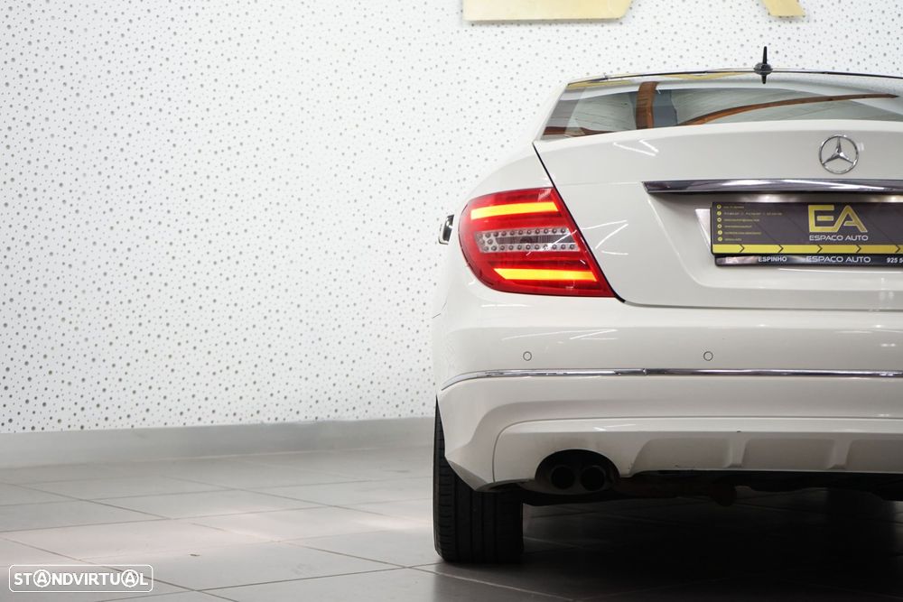 Mercedes-Benz C 180 BlueEFFICIENCY 7G-TRONIC - 8