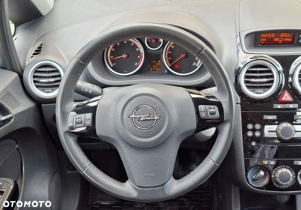 Opel Corsa - 24