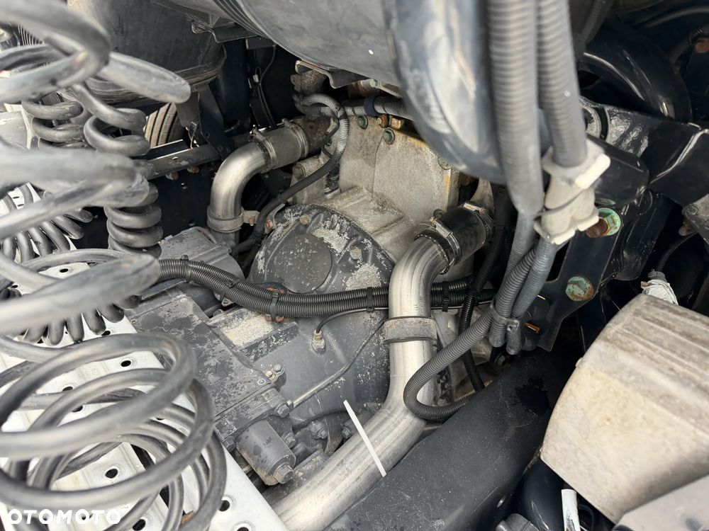 MAN TGX 18.460 RETARDER / MEGA / TYLKO 568 149 KM PRZEBIEGU / LOW DECK / 2 ZBIORNIKI PALIWOWE / LODÓWKA / BARDZO ŁADNE OPONY / 2018 ROK !! - 8