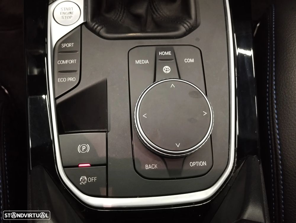 BMW 116 d Pack Desportivo M - 35