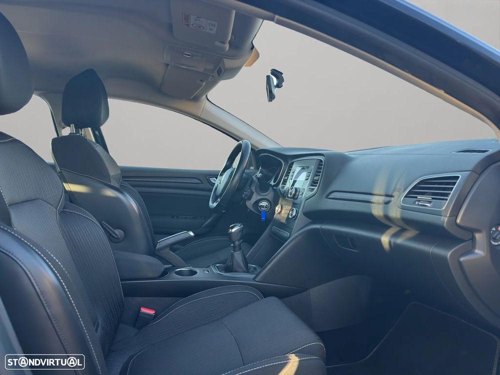 Renault Mégane Sport Tourer 1.5 dCi Intens - 17