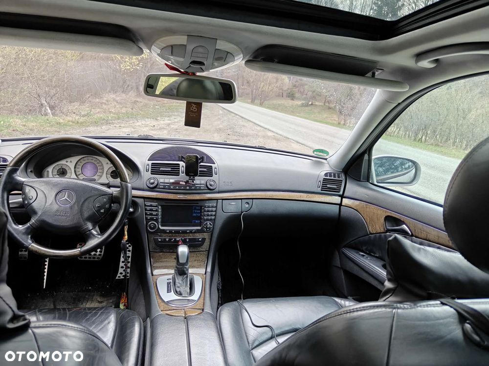 Mercedes-Benz Klasa E 320 CDI T Avantgarde - 6