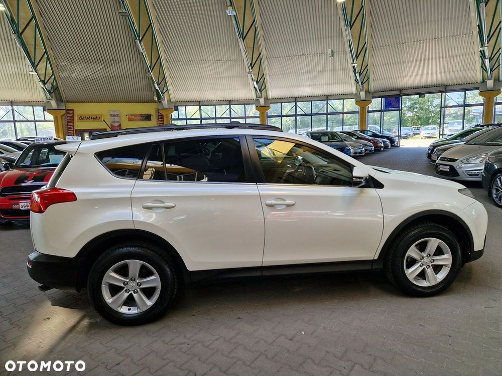 Toyota RAV4 - 9