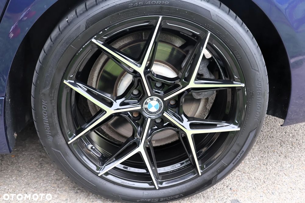 BMW Seria 5 528i xDrive - 9