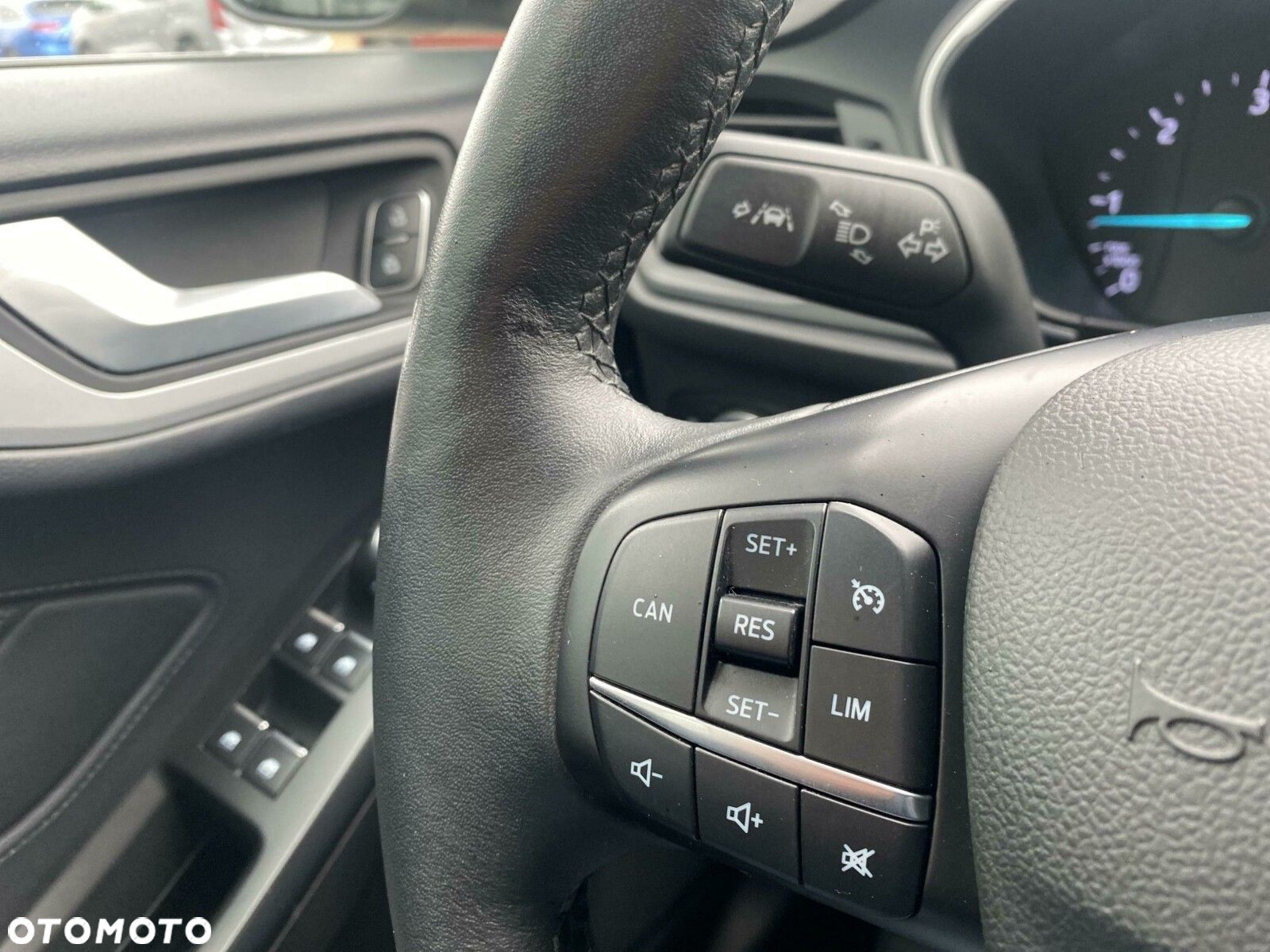 Ford Focus - 18