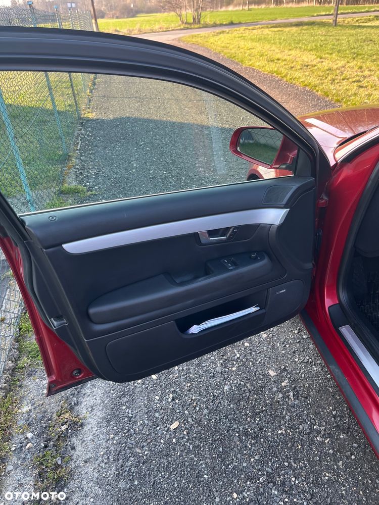 Audi A4 Avant 2.0 TDI - 21