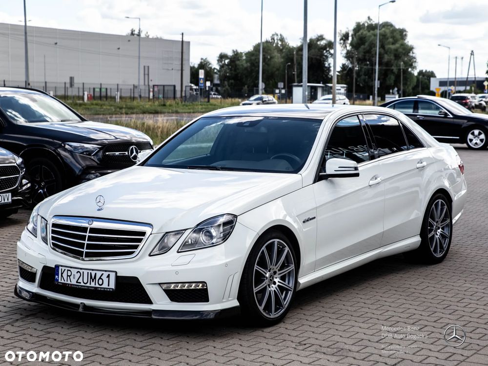 Mercedes-Benz Klasa E - 9