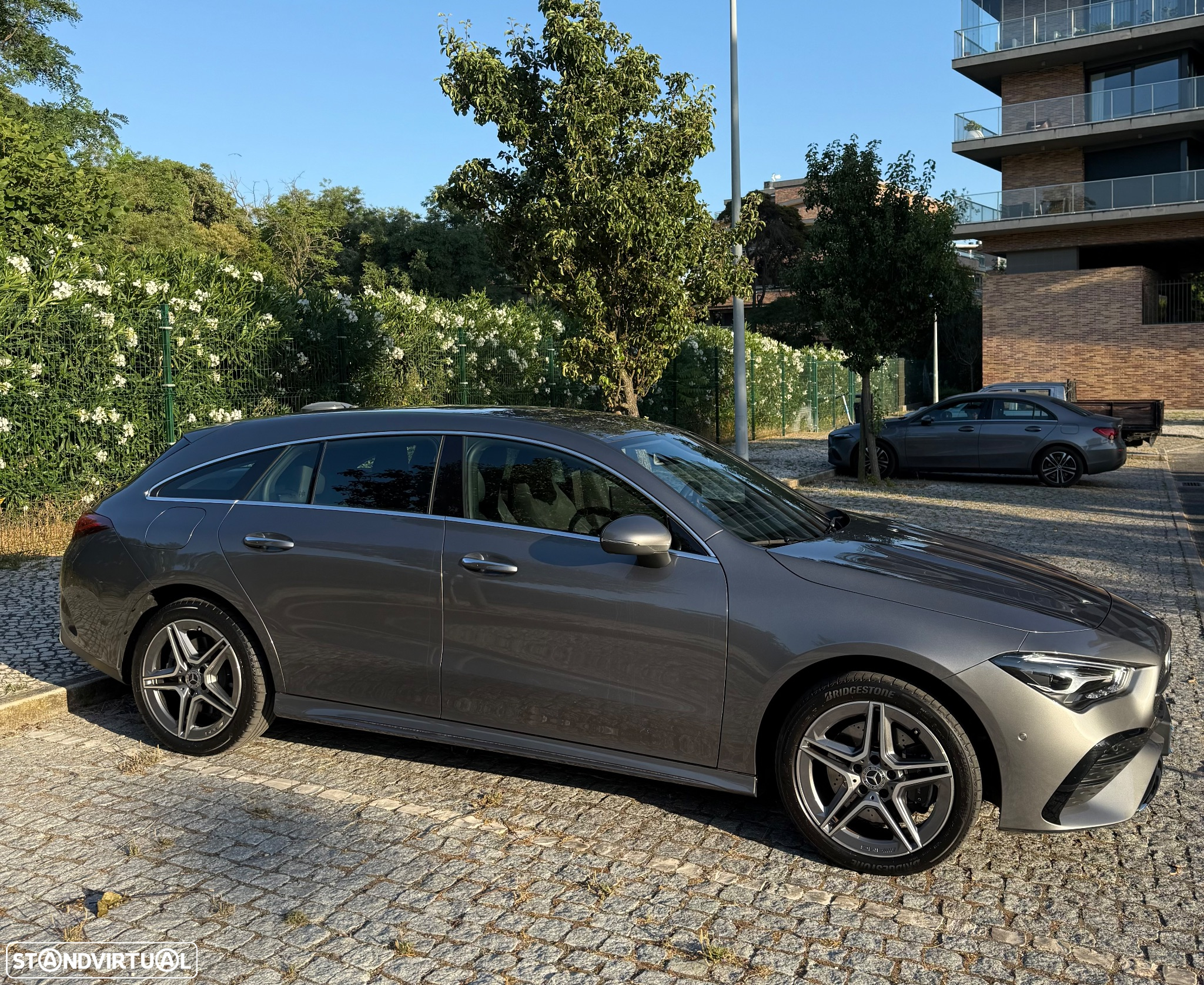 Mercedes-Benz CLA 250 e Shooting Brake 8G-DCT AMG Line Advanced Plus - 3