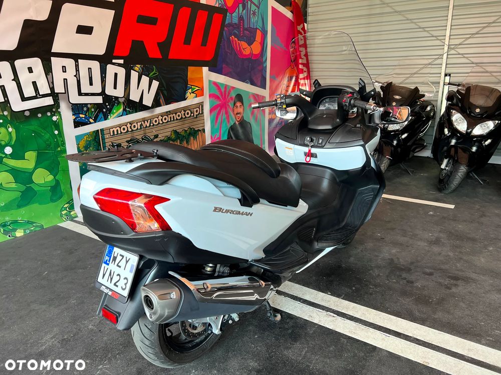 Suzuki Burgman - 10