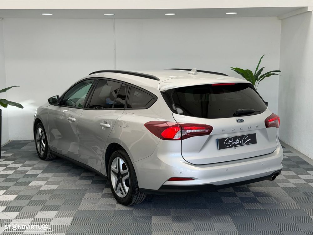 Ford Focus SW 1.0 EcoBoost Connected - 4