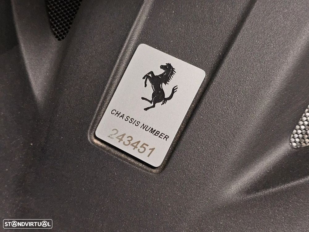 Ferrari GTC4 Lusso T - 29