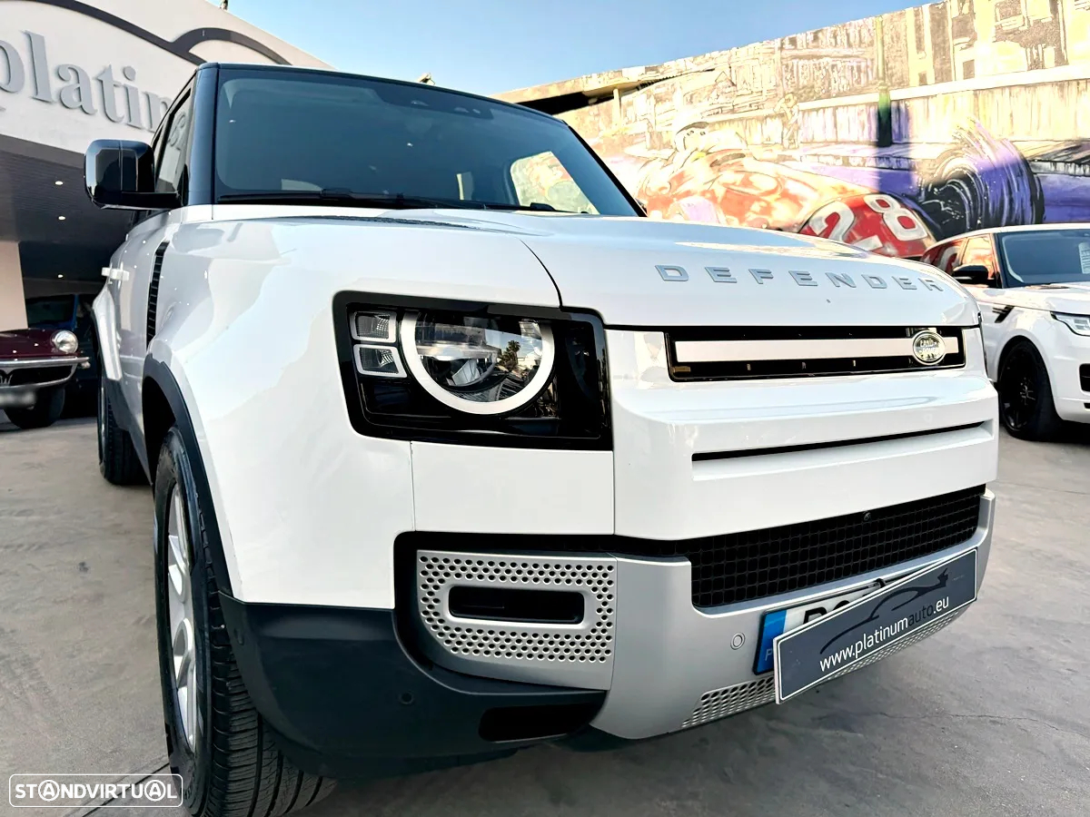 Land Rover Defender 2.0 P300e 110 AWD X-Dynamic SE - 41