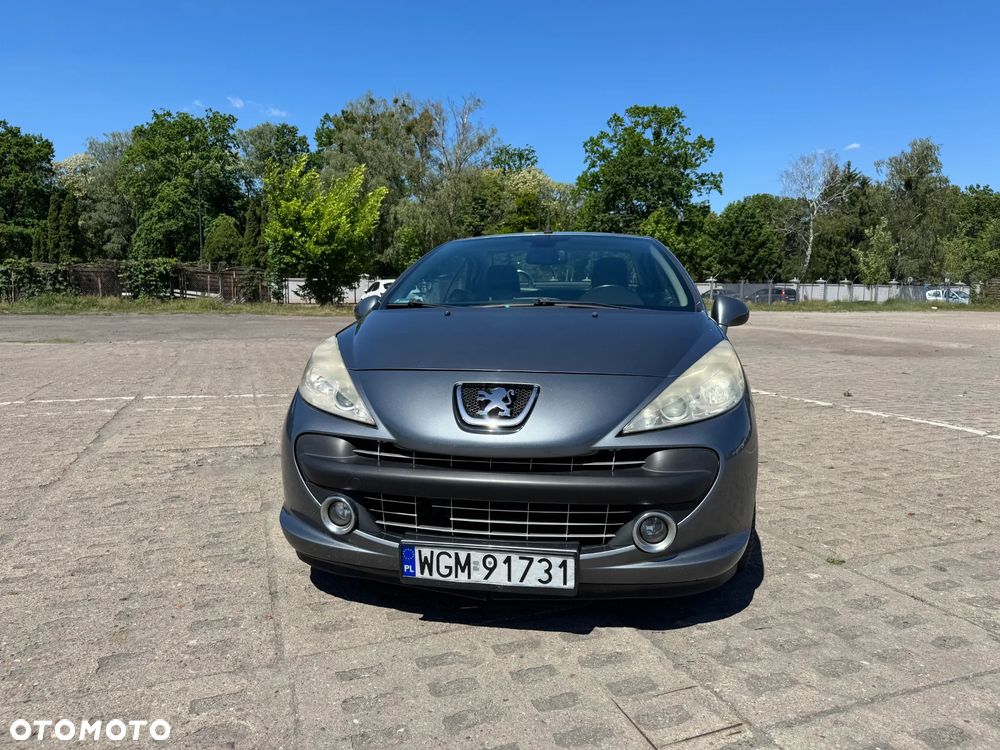 Peugeot 207 CC - 7