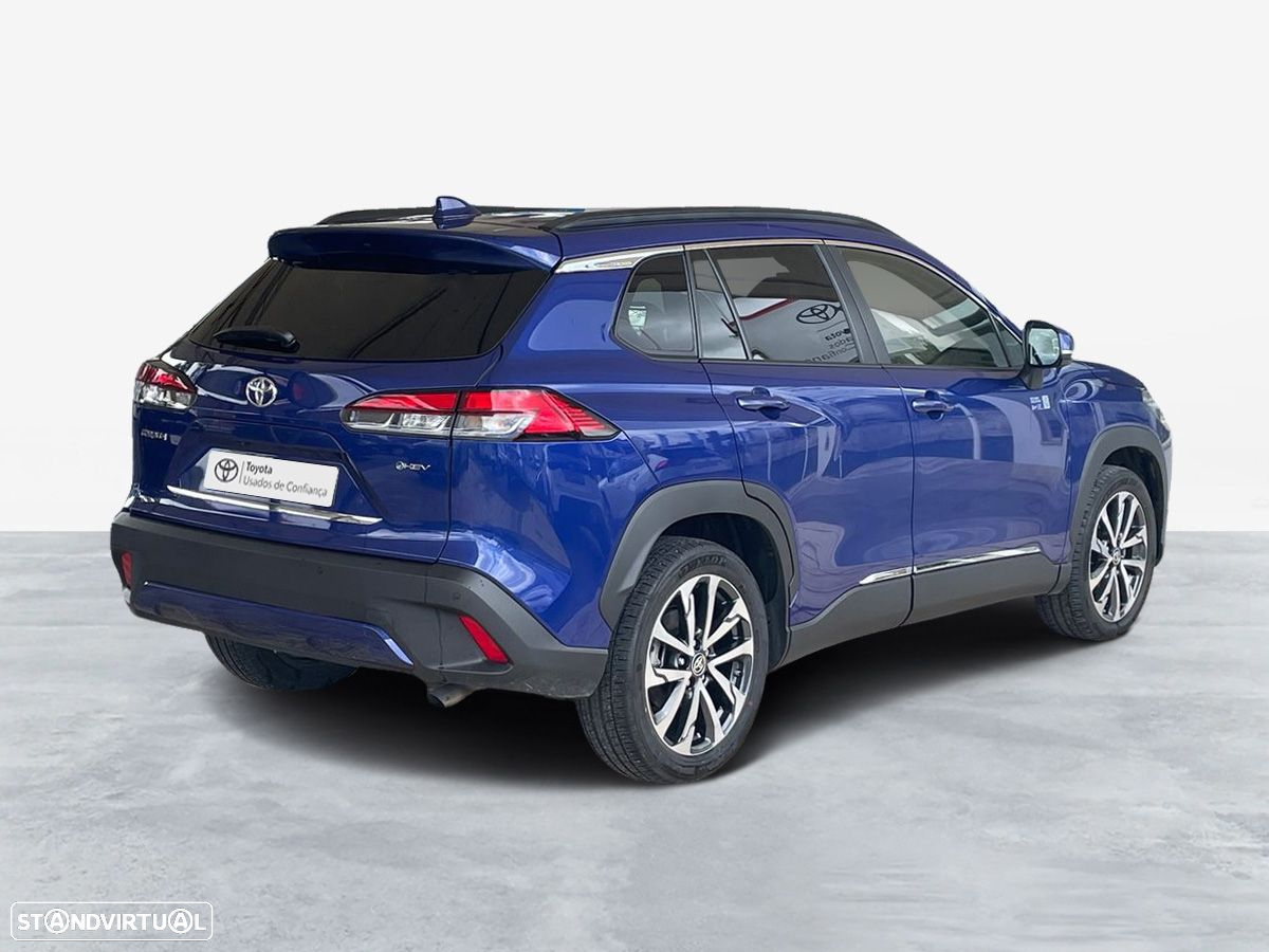 Toyota Corolla Cross 2.0 Hybrid Luxury - 18