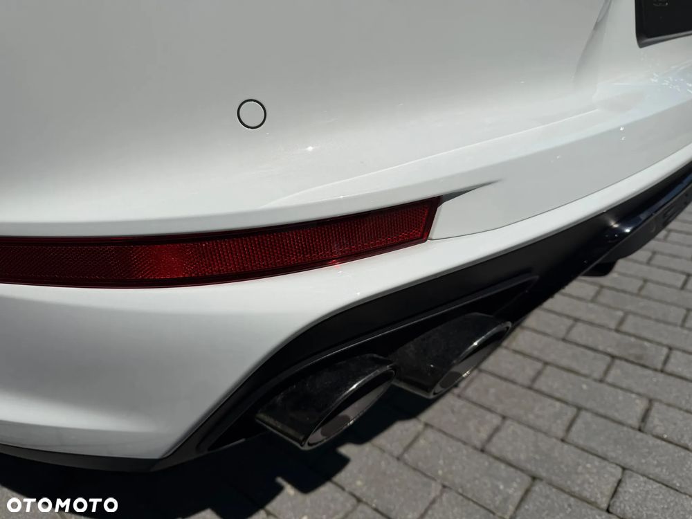 Porsche Panamera 4S E-Hybrid - 14