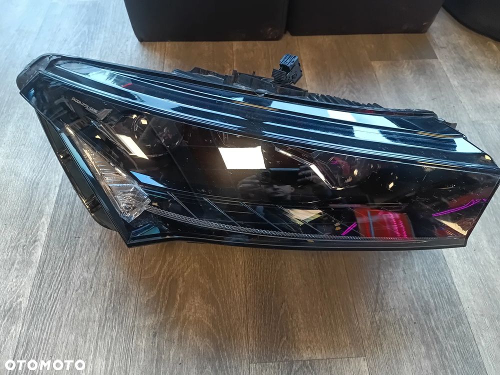 Skoda Enyaq Full Led lampa prawa 5LB941016A