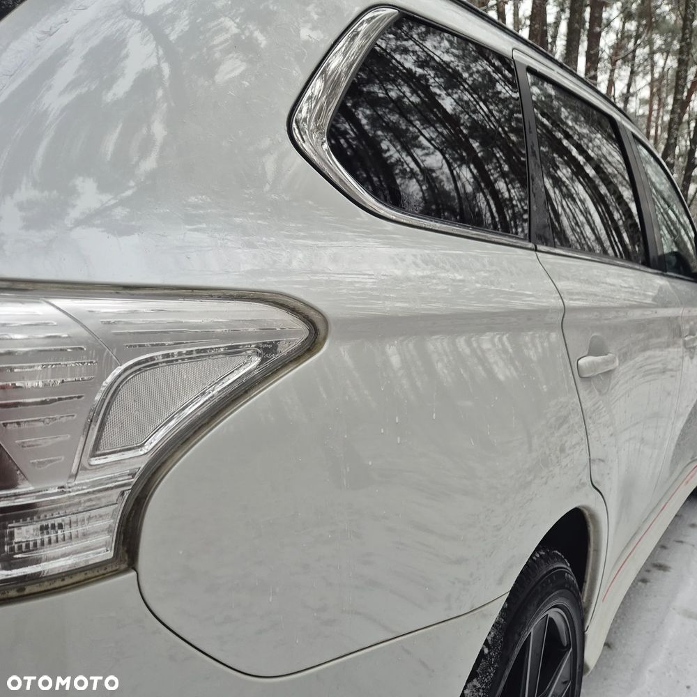 Mitsubishi Outlander - 39