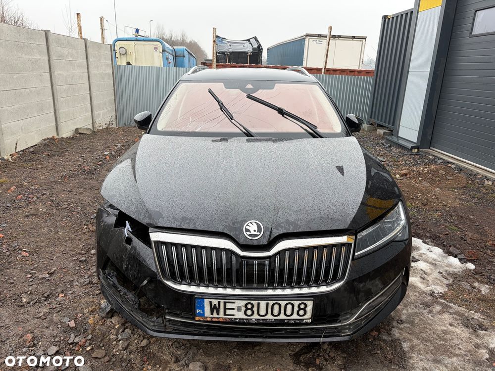 Skoda Superb 2.0 TDI SCR Style DSG - 4