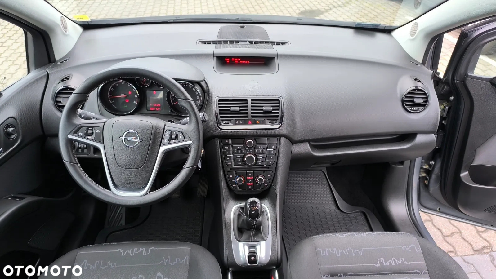 Opel Meriva 1.4 Enjoy - 17