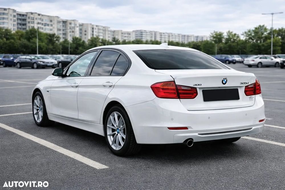 BMW Seria 3 320d Aut. Sport Line - 4