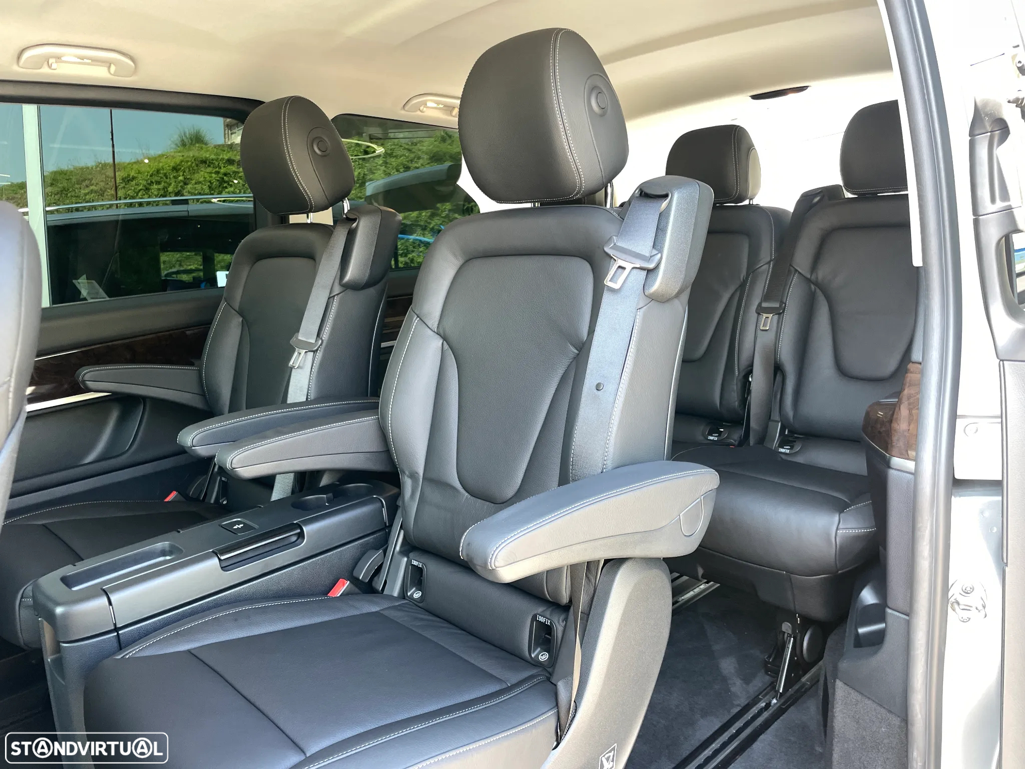 Mercedes-Benz V 250 d - 23