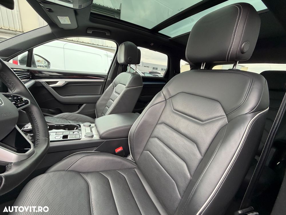 Volkswagen Touareg V6 e-Hybrid OPF 4Motion Aut. Elegance FINAL EDITION - 7