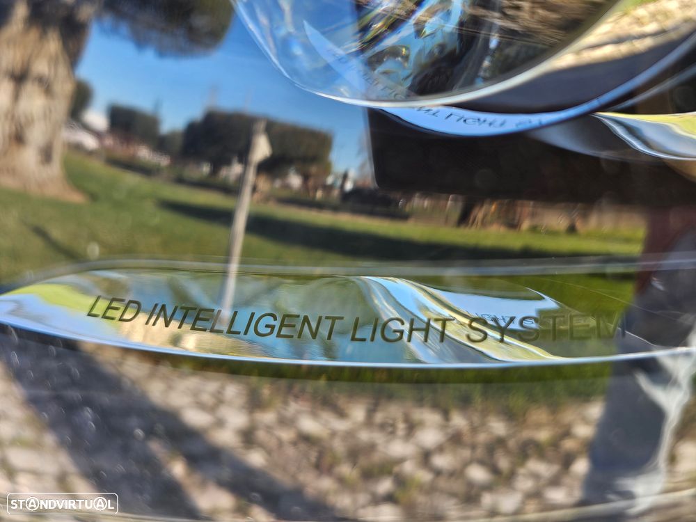 Mercedes-Benz E 220 - 23