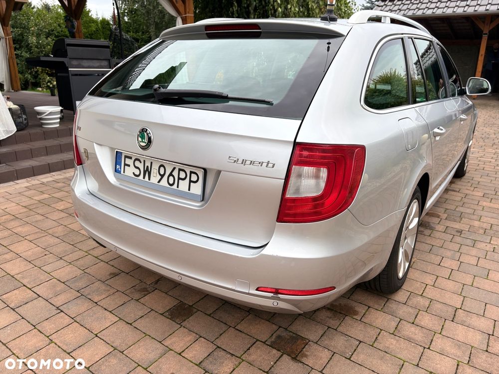 Skoda Superb 2.0 TDI Ambition DSG - 3