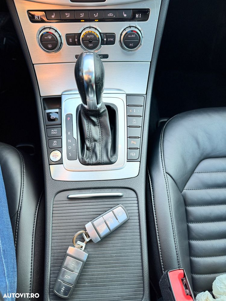 Volkswagen Passat - 21