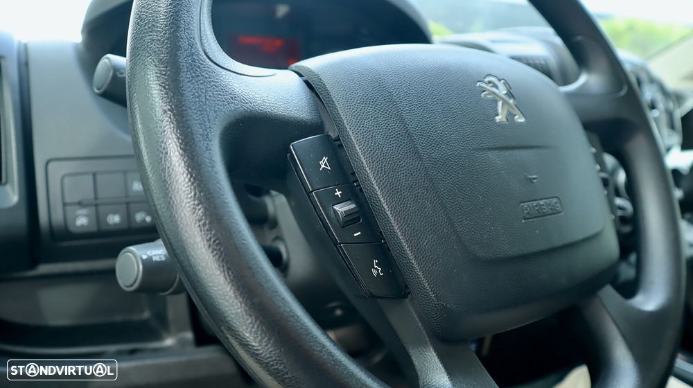 Peugeot Boxer Furgão 330 L3H2 2.2 BlueHDi 120cv - 30