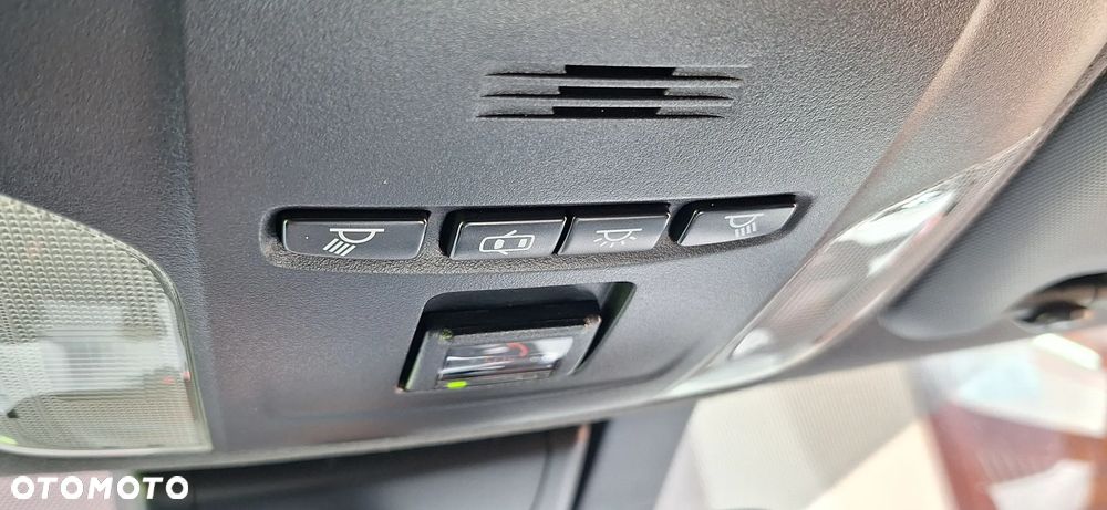 Toyota Corolla 2.0 Hybrid Executive - 10