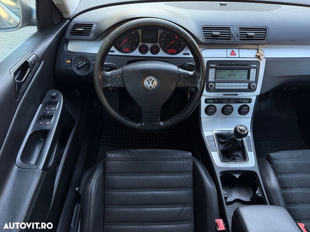 Volkswagen Passat 2.0 TDI DPF Comfortline - 8