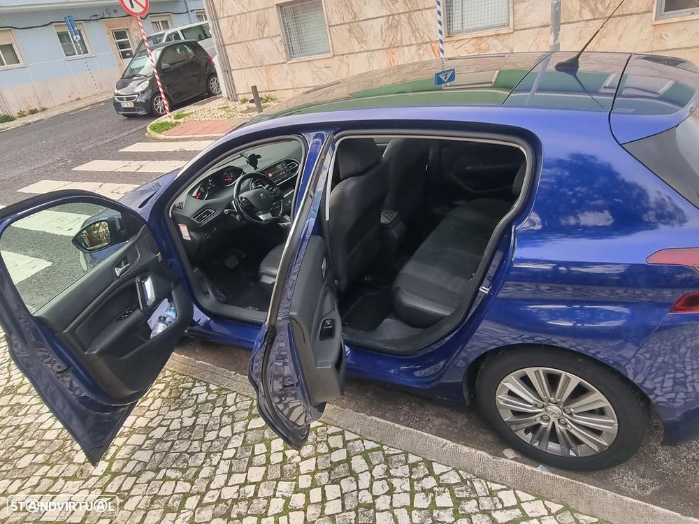 Peugeot 308 BlueHDi FAP 130 EAT6 Stop & Start Active - 11