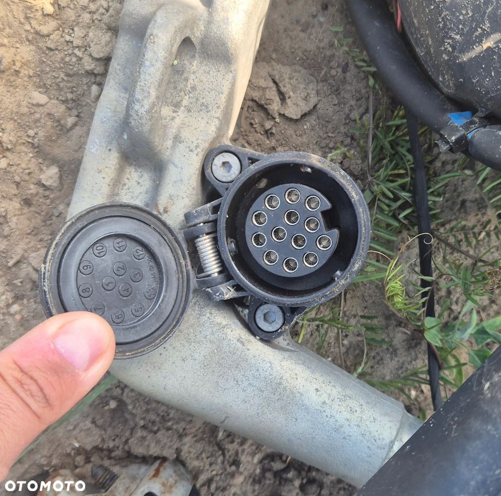 Hak Holowniczy Elektryczny Składany WESTFALIA BMW F11 Kombi Touring - 5