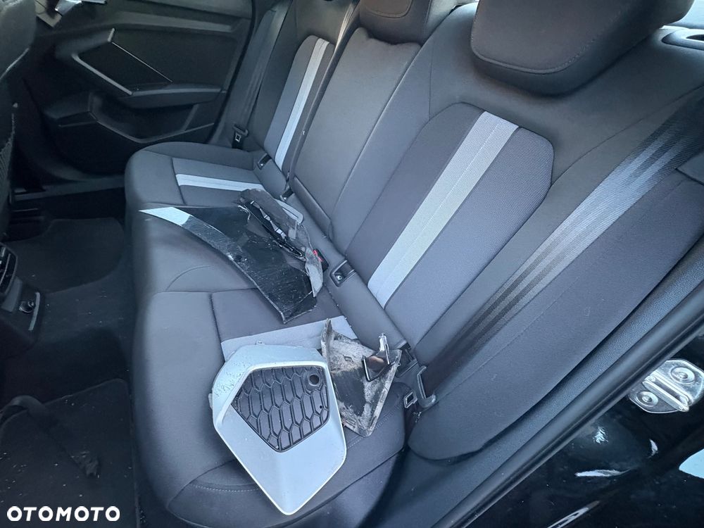 Audi A3 Limousine 35 TFSI advanced - 18