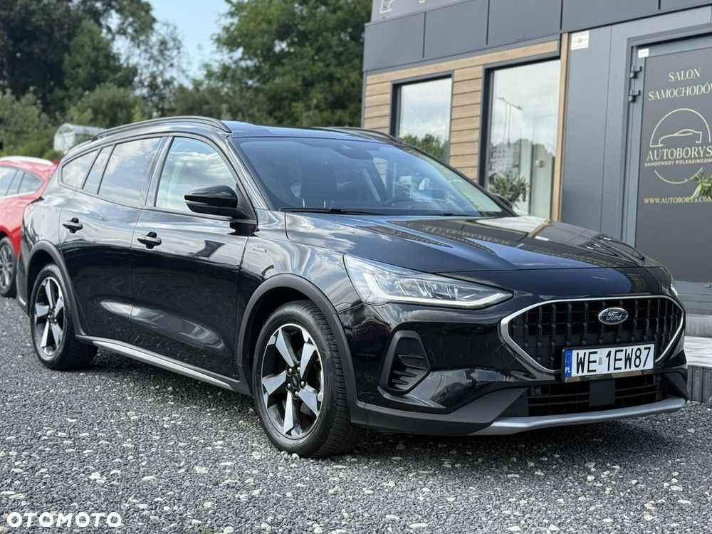 Ford Focus 2024 photo 2
