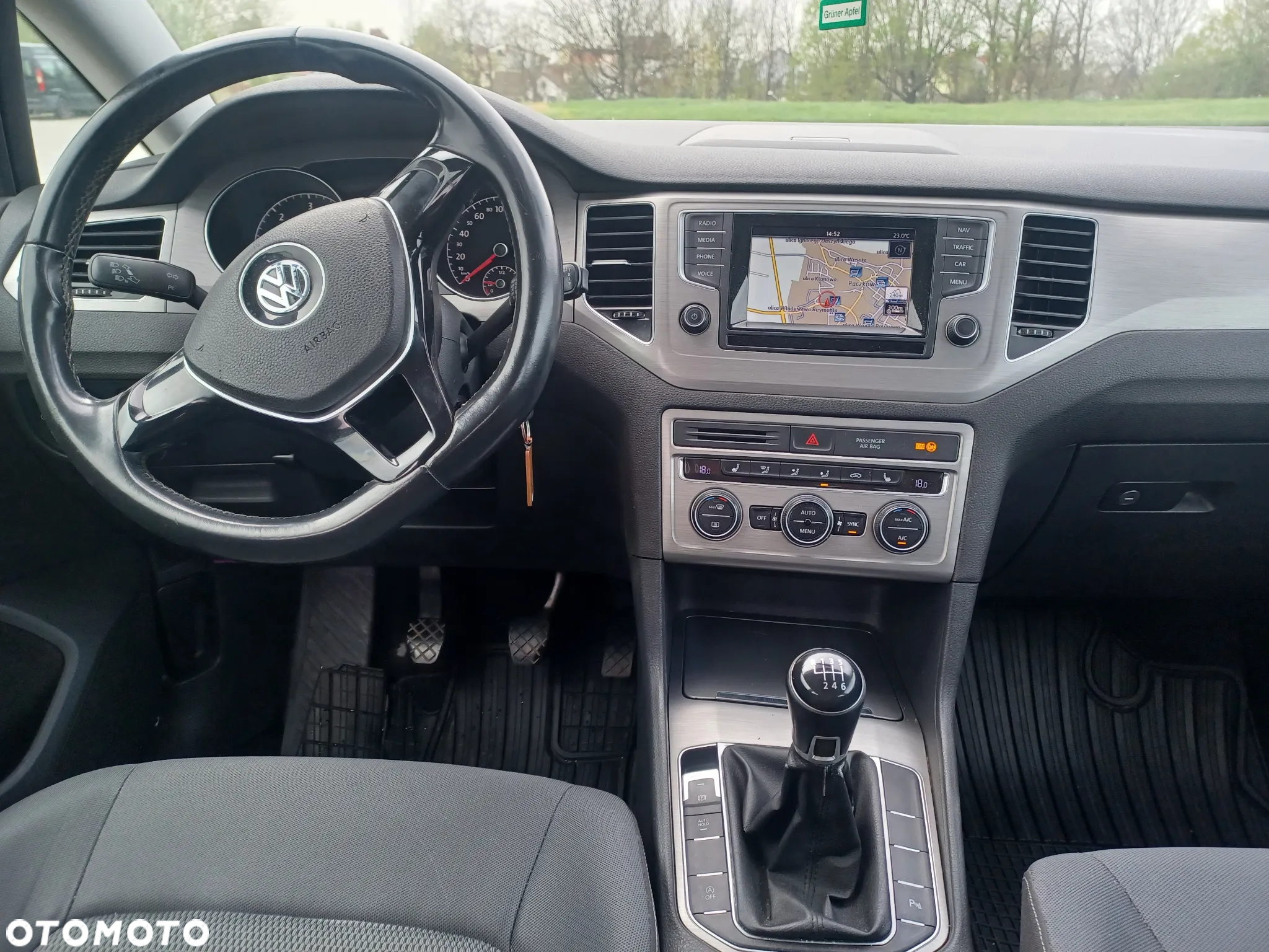 Volkswagen Golf Sportsvan VII SV 2.0 TDI BMT Highline - 12