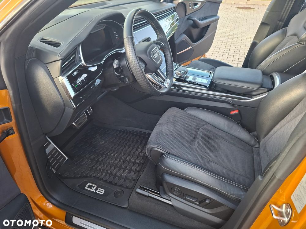 Audi Q8 - 6