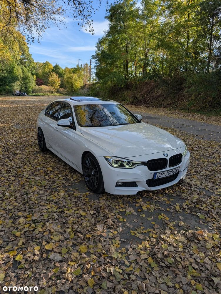 BMW Seria 3 330i xDrive M Sport Shadow - 4