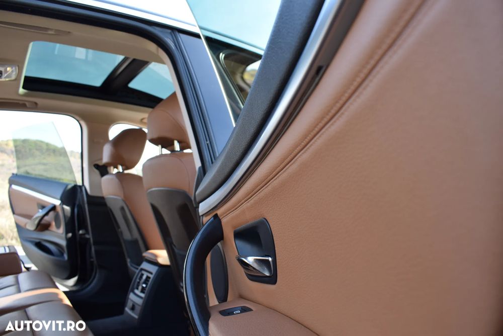 BMW Seria 3 325d Aut. Luxury Line - 14