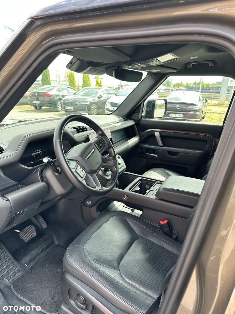 Land Rover Defender 3.0 P400 mHEV X-Dynamic HSE - 7