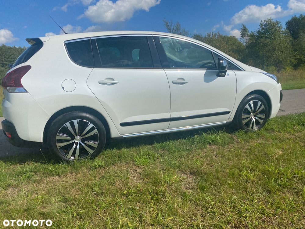 Peugeot 3008 2.0 HDi HYbrid4 - 10