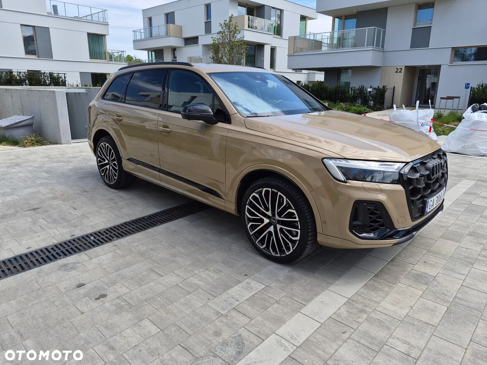 Audi Q7 TFSI e PHEV 290 kW Quattro S Line Tiptr - 12