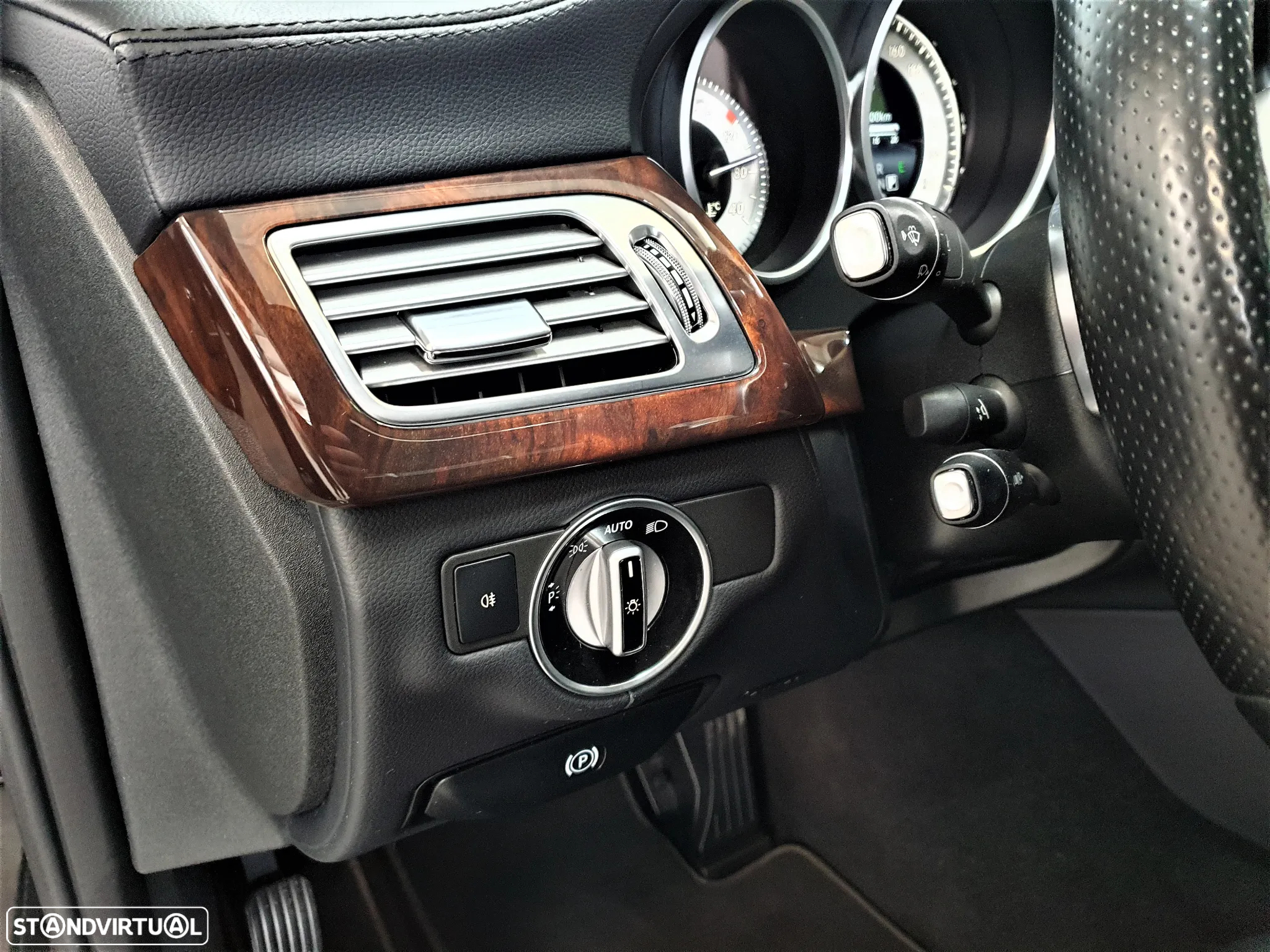 Mercedes-Benz CLS 350 d - 23