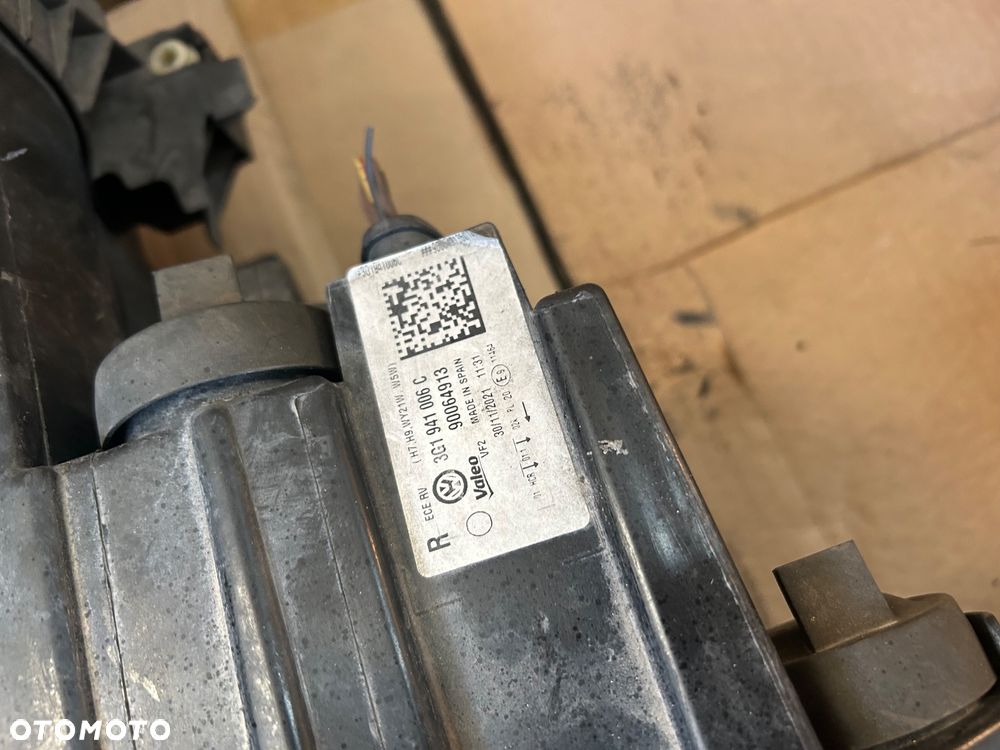 Volkswagen Passat B8 lampa prawy przód lewy przód 3G1941006C 517941005C - 4