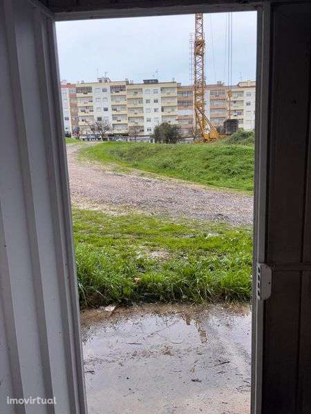 Garagem / Armazém - Grande imagem: 3/5